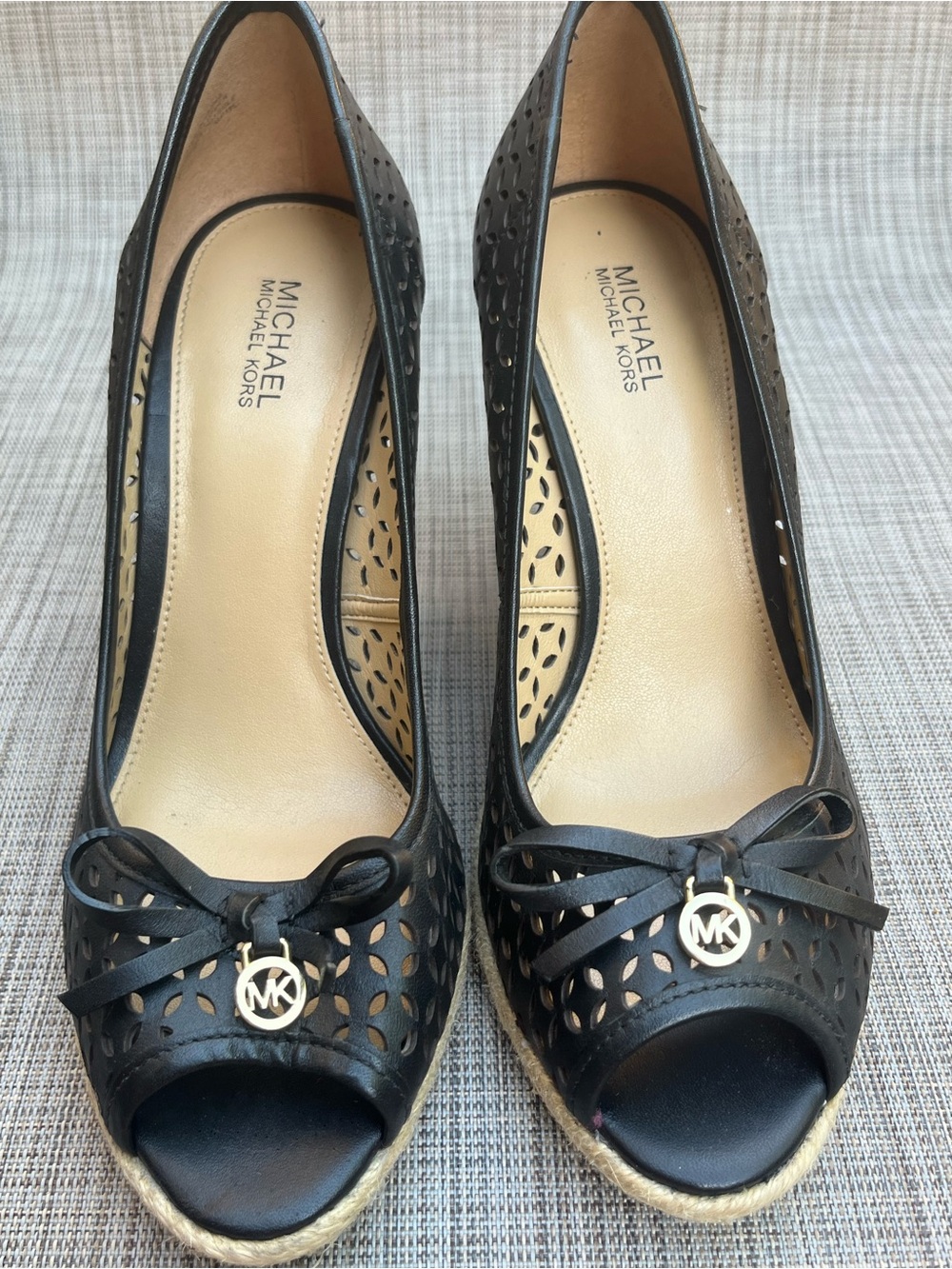 NWOT Michael Kors Black Wedge Open Toe shoes - Picture 4 of 11